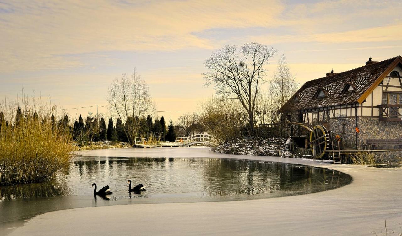 فيلا Dom Na Wodzie Mazury Dzwierzuty المظهر الخارجي الصورة